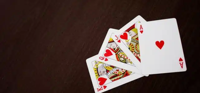 Les secrets des probabilités pour gagner au Quinte Flush Royale